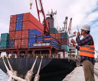Ngành vận tải hàng hải kiến nghị kiểm soát mức tăng giá nhiên liệu